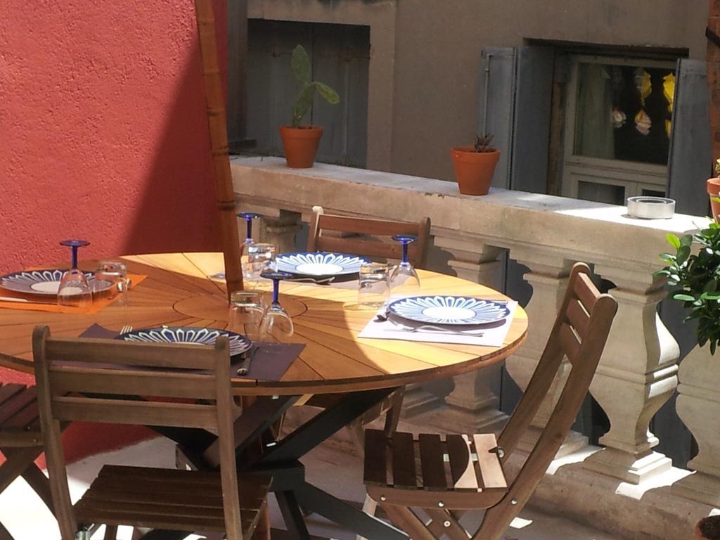 La Terrasse Du Marche Aux Fleurs Montpellier